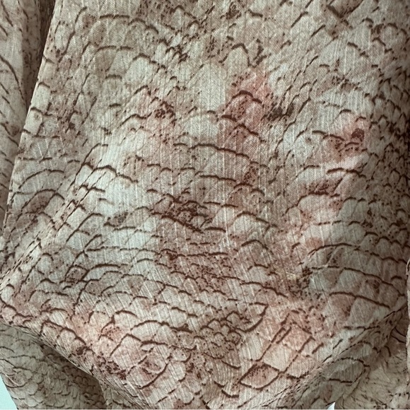 Anthropologie Snake Print Ruffled V Neck Long Sleeve Top Blouse Small Sheer NWT - Picture 4 of 10